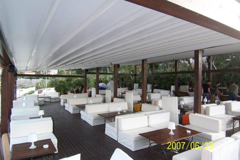 Pergole Bioclimatiche a Palermo: Costo e Vantaggi per la Tua Casa pergole bioclimatiche palermo costo