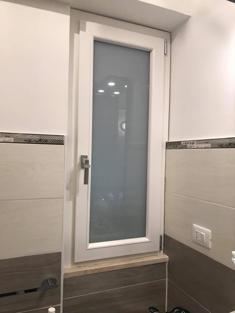 Guida all’Acquisto delle Finestre in PVC: Tutto Quello che Devi Sapere Guida all'acquisto infissi in PVC