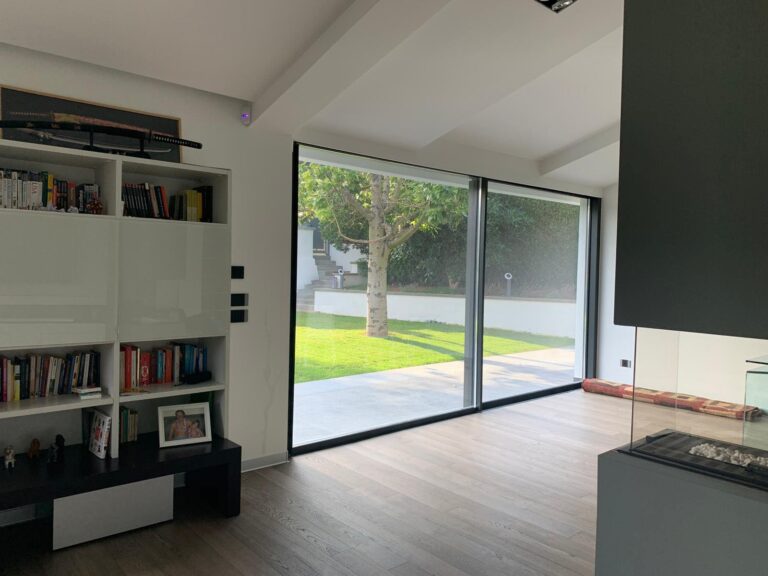 Infissi per Casa al Mare: Soluzioni Durature per una Protezione Totale infissi per casa al mare