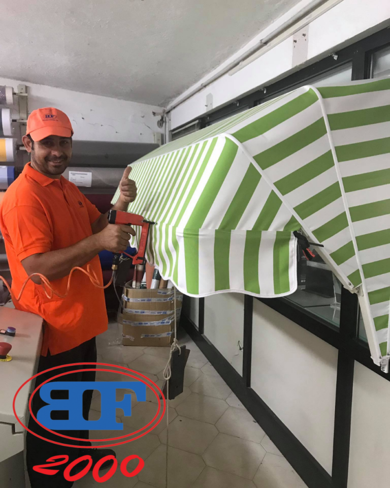 accessori tende da sole per balconi in PVC